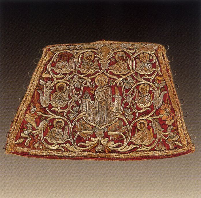 Pair of epimanikia with the Annunciation, 18th century PEMPTOUSIA